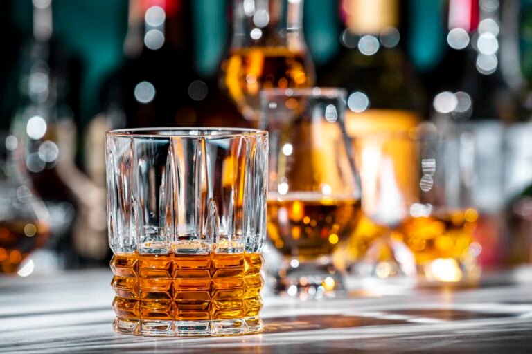 álcool e obesidade: bebida ácoolica engorda