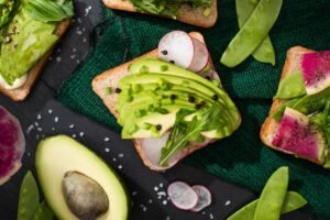 alt= onde o vegano consegue vitamina B12 em alimentos